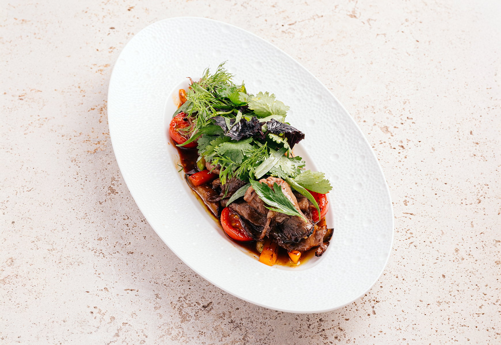 Warm roast beef salad